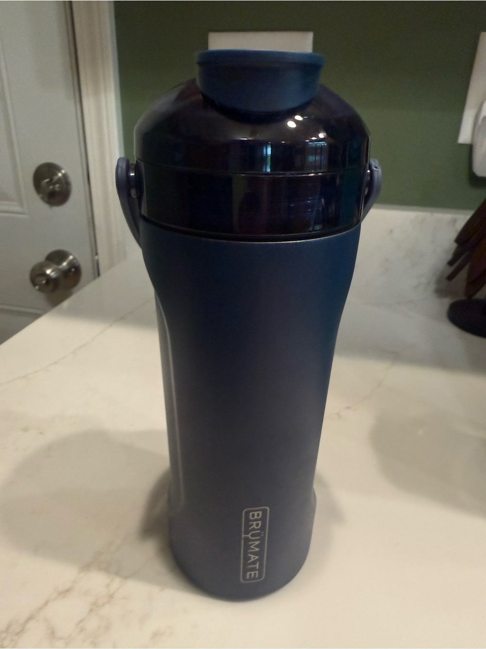 BrüMate Matte Navy Insulated shaker Bottle
